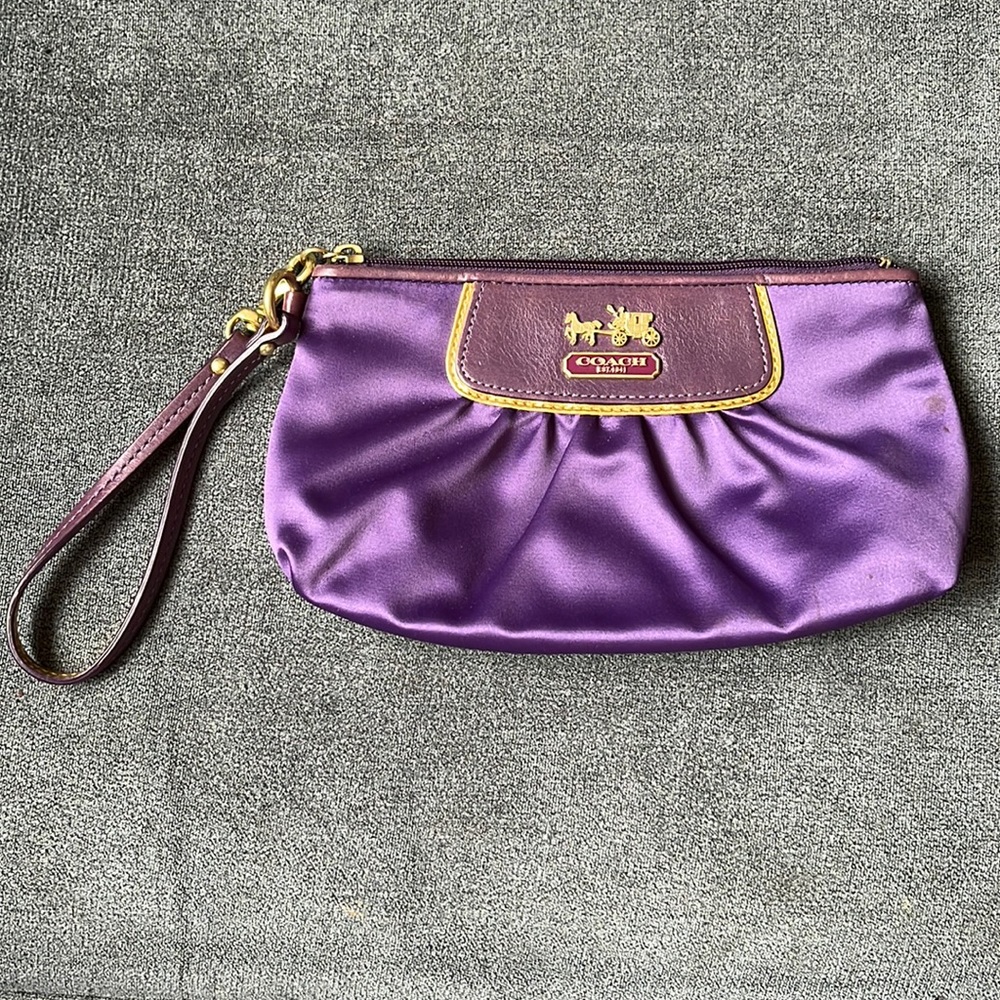 COACH Amanda Collection Large Satin Wristlet /Clutch Purple